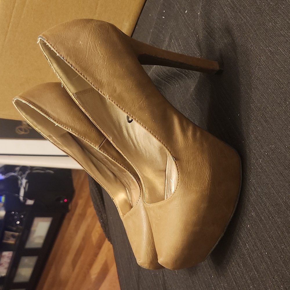 Size 9 Heels